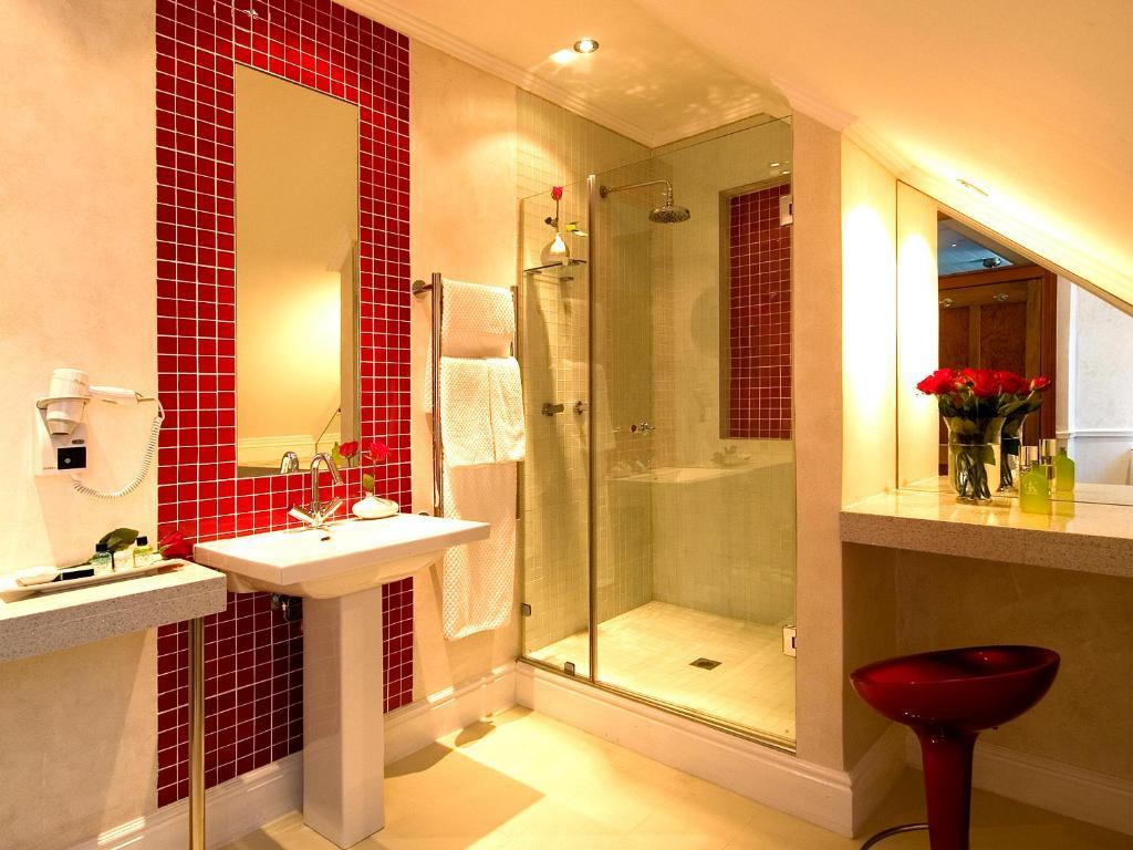 Falcons View Manor クニスナ 部屋 写真