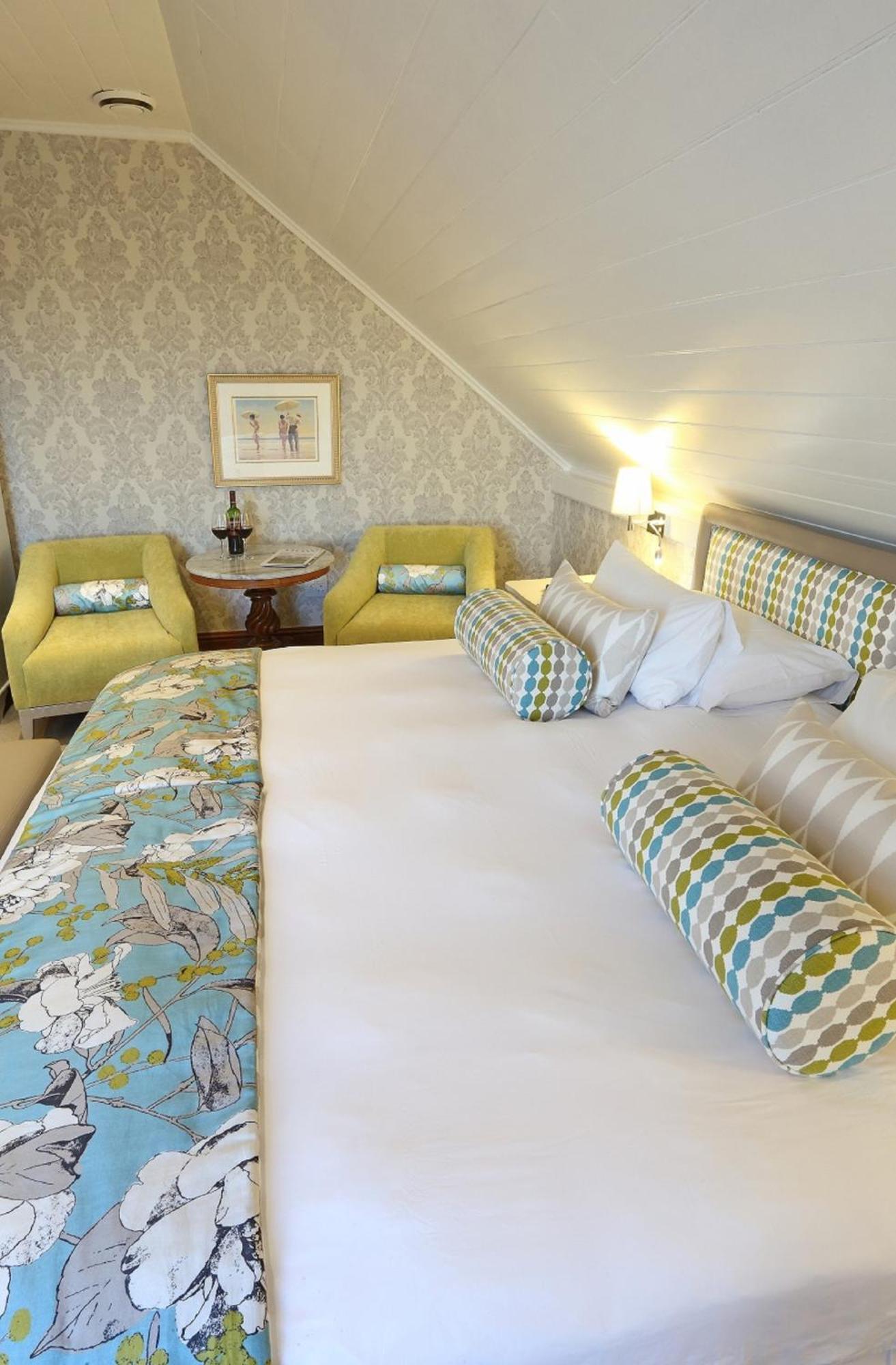 Falcons View Manor クニスナ 部屋 写真